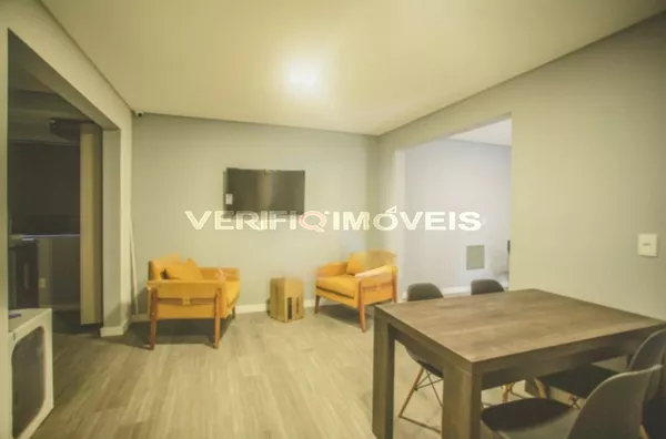 STUDIO no 2º andar com 1 dormitório