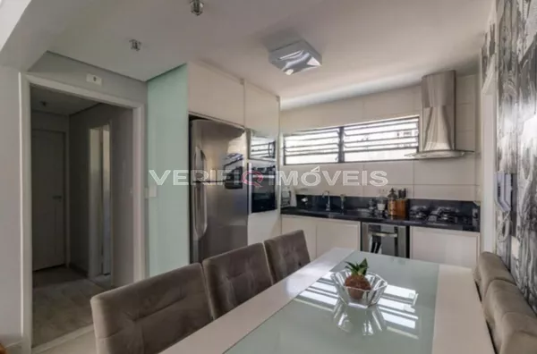 APARTAMENTO no 4º andar com 2 dormitórios e 1 garagem