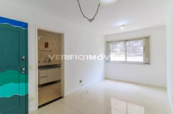 APARTAMENTO no 1º andar com 1 dormitório e 1 garagem
