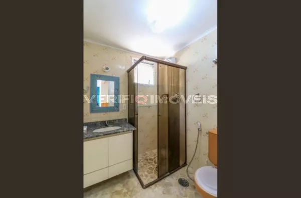 APARTAMENTO no 1º andar com 1 dormitório e 1 garagem