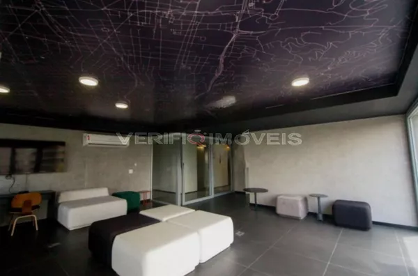 STUDIO no 13º andar mobiliado com 1 dormitório