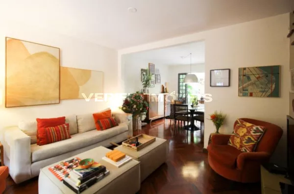 CASA com 2 dormitórios e 1 garagem