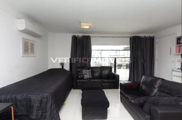 APARTAMENTO no 19º andar com 3 dormitórios e 2 garagens