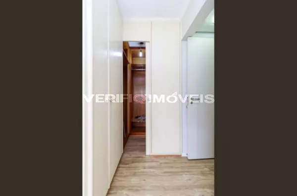 APARTAMENTO no 6º andar com 3 dormitórios e 2 garagens