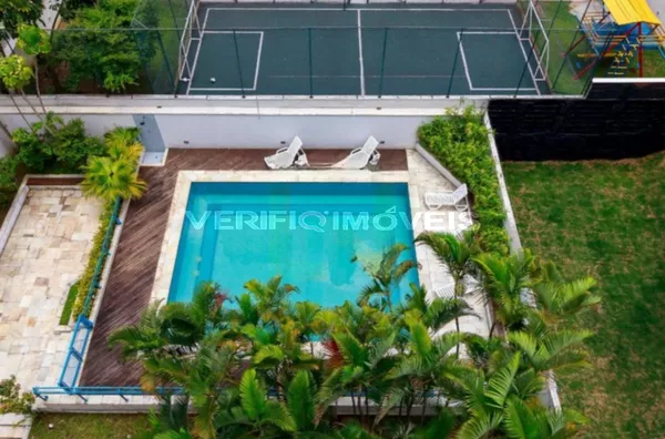 APARTAMENTO no 6º andar com 3 dormitórios e 2 garagens