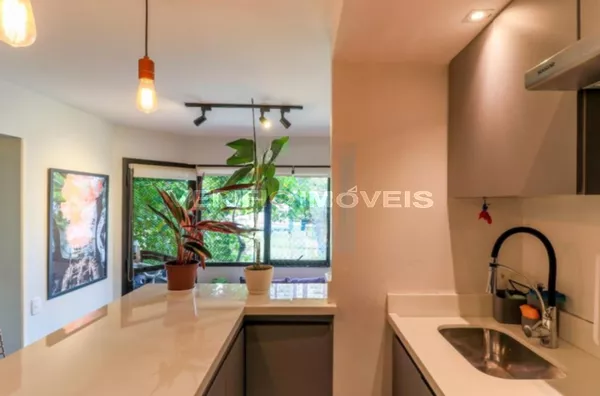 APARTAMENTO no 2º andar com 1 dormitório e 1 garagem