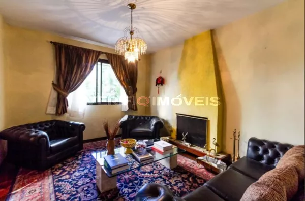 APARTAMENTO no 1º andar com 4 dormitórios e 4 garagens