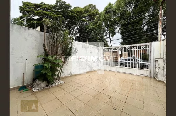 CASA com 4 dormitórios e 2 garagens
