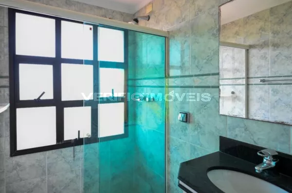 APARTAMENTO no 6º andar com 3 dormitórios e 3 garagens