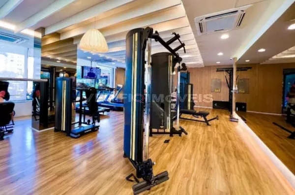 APARTAMENTO no 19º andar mobiliado com 2 dormitórios e 1 garagem