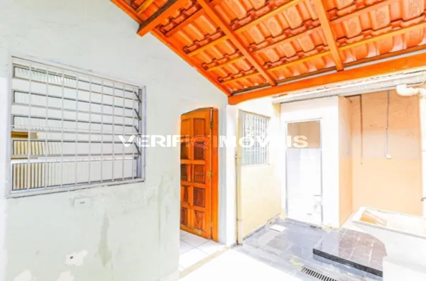 CASA com 3 dormitórios e 1 garagem
