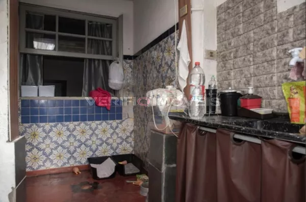 CASA EM CONDOMÍNIO com 3 dormitórios e 2 garagens