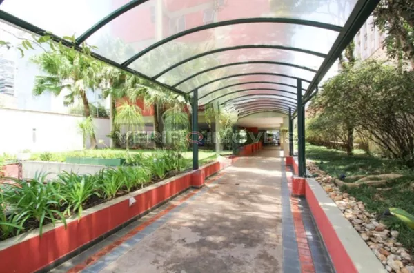 APARTAMENTO no 6º andar com 1 dormitório e 1 garagem