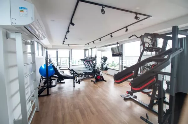 APARTAMENTO no 25º andar com 1 dormitório e 1 garagem