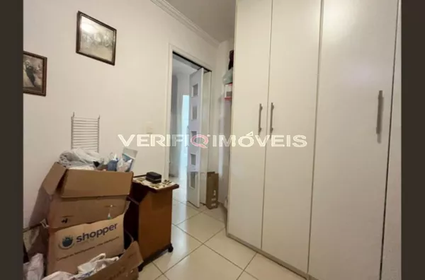 CASA EM CONDOMÍNIO com 2 dormitórios e 2 garagens