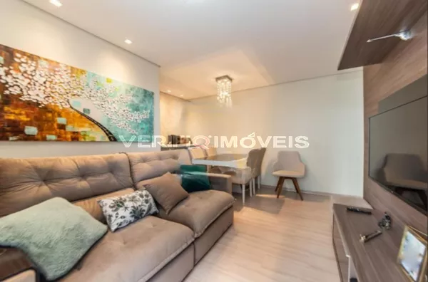 APARTAMENTO no 4º andar com 2 dormitórios e 1 garagem