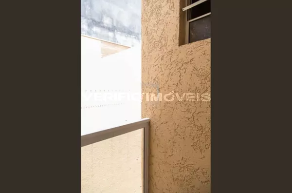 CASA com 3 dormitórios e 1 garagem