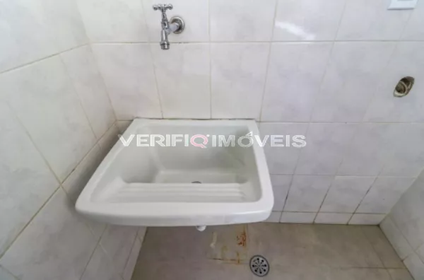 APARTAMENTO no 4º andar com 3 dormitórios e 1 garagem