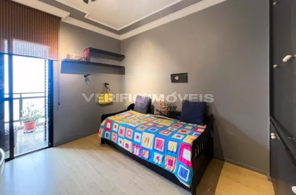 APARTAMENTO no 6º andar mobiliado com 3 dormitórios e 2 garagens