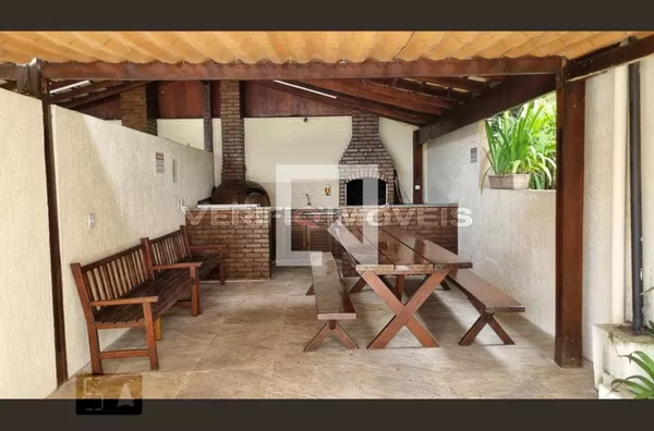 APARTAMENTO no 4º andar com 3 dormitórios e 1 garagem
