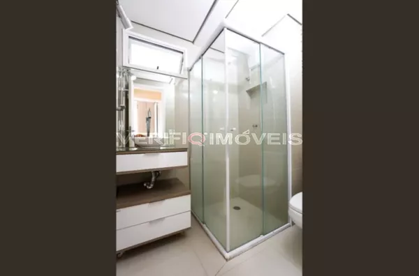 APARTAMENTO no 4º andar com 3 dormitórios e 1 garagem
