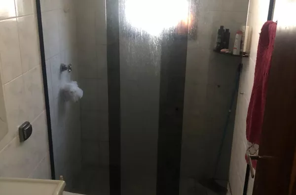 Casa para venda com 3 Quartos Sendo 1 Suíte 2 Vagas de Garagem,  Jardim Presidente Dutra, Guarulhos - Foto 2