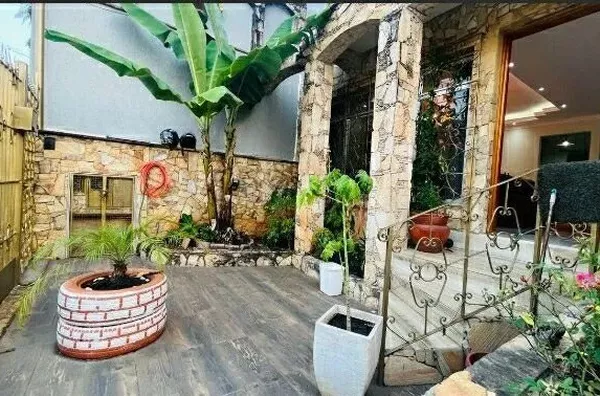 Excelente Casa Ampla com Piscina  a VENDA com 3 Quartos 1 Suíte 2 Salas e 4 banheiros na  Vila Galvão, Guarulhos SP - Foto 1