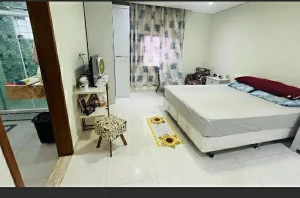 Excelente Casa Ampla com Piscina  a VENDA com 3 Quartos 1 Suíte 2 Salas e 4 banheiros na  Vila Galvão, Guarulhos SP - Foto 2