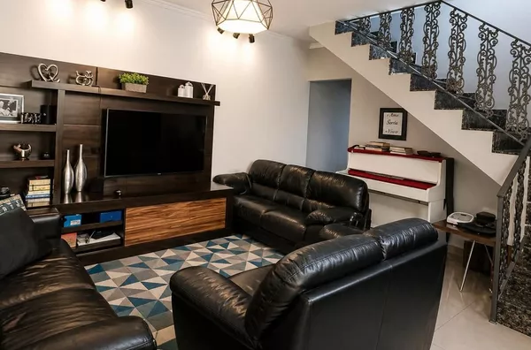 Sobrado para Locação,  Jardim Vila Galvão, Guarulhos R$ 2.800,00 + IPTU Semi Mobiliado Excelente Acabamento - Foto 1