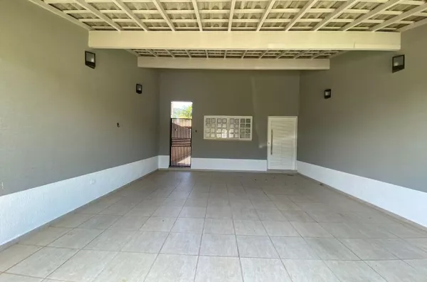 Casa com 3 dormitórios à venda, 178 m² por R$ 840.000 - Chácaras Maringá - Atibaia/SP - Foto 2