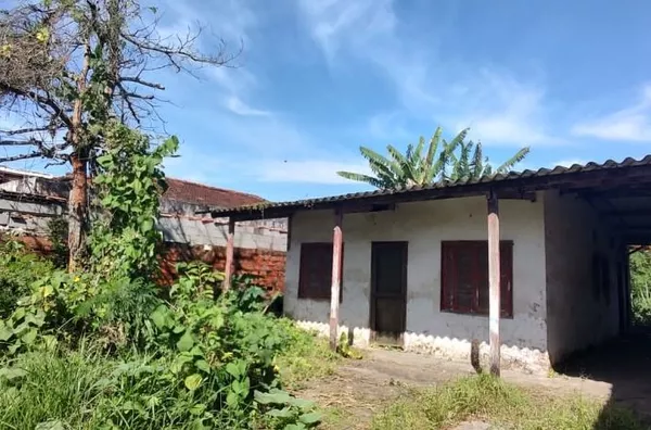 Terreno com uma casa à venda, 250 m² por R$ 190.000 - Santa Terezinha - Itanhaém/SP - Foto 2