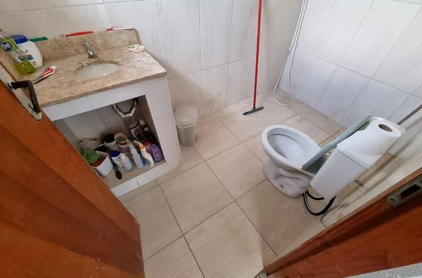 Casa com 2 dormitórios à venda, 200 m² por R$ 450.000,00 - Vila Galvão - Guarulhos/SP