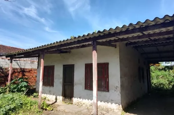 Terreno com uma casa à venda, 250 m² por R$ 190.000 - Santa Terezinha - Itanhaém/SP - Foto 1