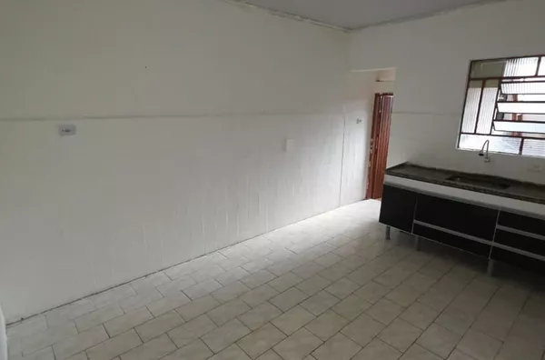 CASA 02 dorm. para aluguel R$ 1.000,00 + IPTU - Vila Familiar e independente - Foto 1
