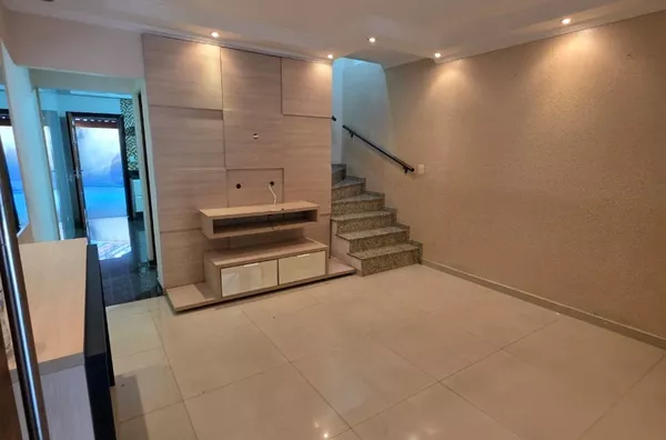 SOBRADO para aluguel R$ 3.100,00 - Continental II Guarulhos 