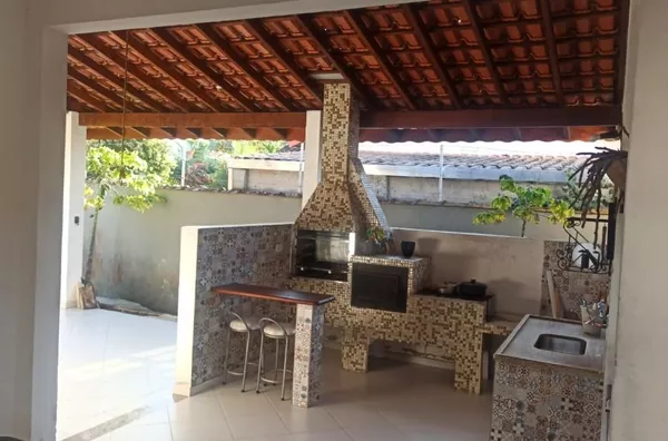 Casa no litoral de São Paulo, com outras 3 kitnets no quintal para locação. à venda, 361 m² por R$ 1.450.000 - Balneário Califórnia - Caraguatatuba/SP - Foto 4