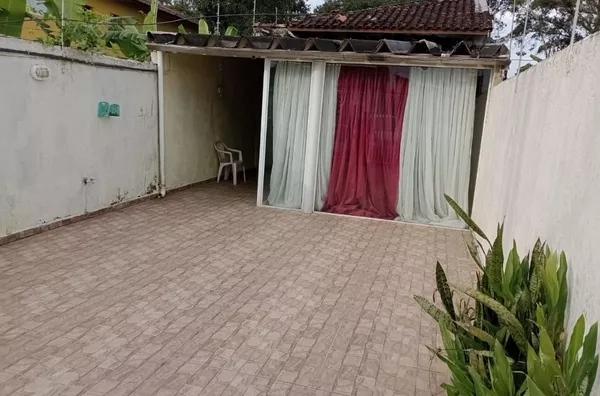 Casa com 2 dormitórios à venda, 87 m² por R$ 270.000 - Jardim Guanabara - Mongaguá/SP - Foto 1