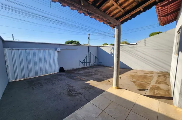 Casa 03 Quartos com Quintal Amplo  - Serra Dourada III - Aparecida de Goiânia - GO