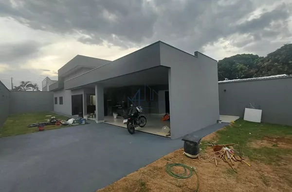 Casa 3 Quartos - Parque Itatiaia - Aparecida de Goiânia - GO