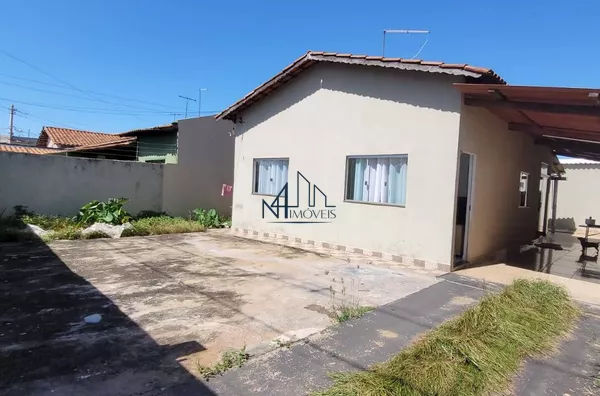 Casa c/ barracão - Rio das Pedras - Aparecida de Goiânia - GO - Foto 1
