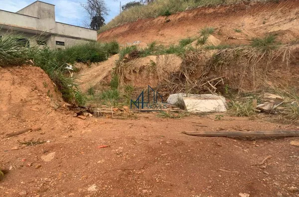 Terreno de 1622 m² - Jardins madri - Goiânia Go - Foto 1