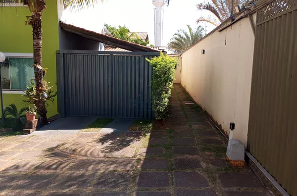 Casa 3/4 em Condominio Fechado - Jardim Helvécia - Ap. de Goiânia - GO - Foto 4