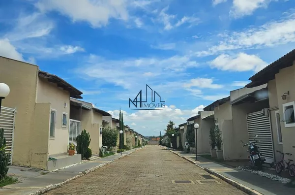 Casa 03 quartos - Chácara São Pedro - Aparecida de Goiânia - GO - Foto 1