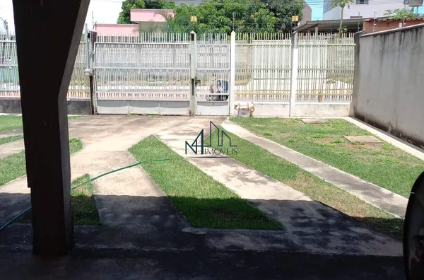 Sobrado 4 Quartos - Jardim Cristalino - Aparecido de Goiânia - GO - Foto 2