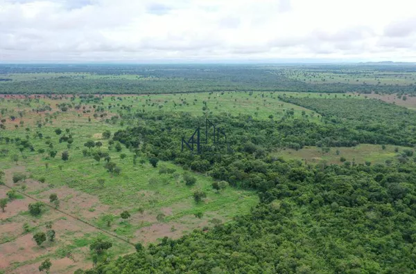 Fazenda 420 Alqueires - Município de Crixás - GO