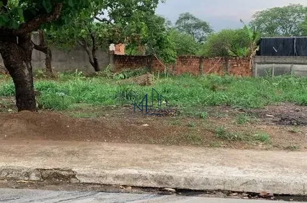 Lote 381m² - Jardim Veneza - Aparecida de Goiânia - GO