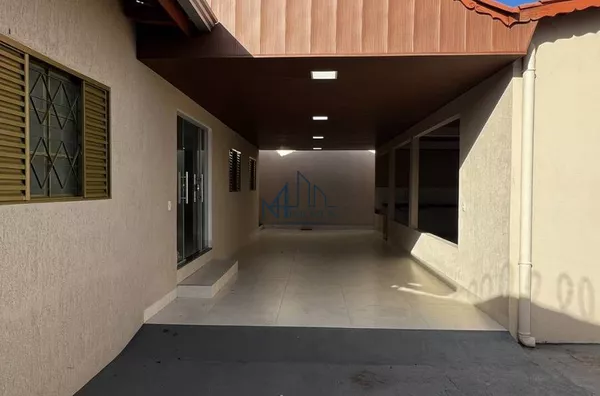 Casa 3 Quartos em Lote de 510m² - Cidade Vera Cruz - Ap. de Goiânia - GO