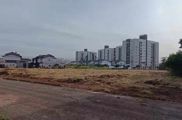 Área de 2010m² - Jardim Mont Serrat - Aparecida de Goiânia - GO