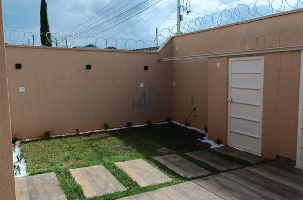 Casa 3 Quartos em Lote Grande - Buriti Sereno - Ap. de Goiânia - GO - Foto 2