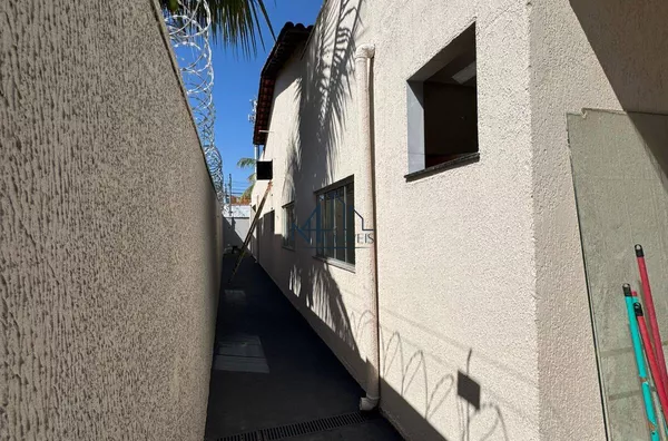Casa 4 Quartos Sozinha no Lote - Jardim Imperial -  Ap. de Goiânia - GO - Foto 3